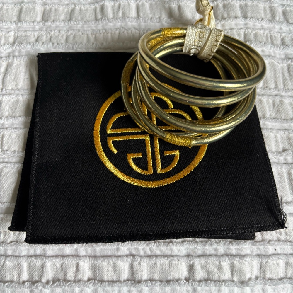 Elegant Gold Bangle Bracelet Set